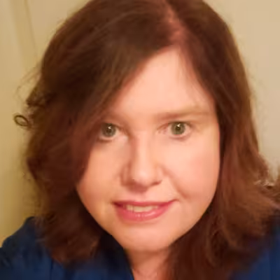 Portrait of Amy Bonser