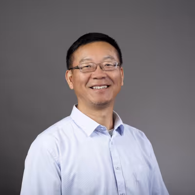 Rongwei Yang