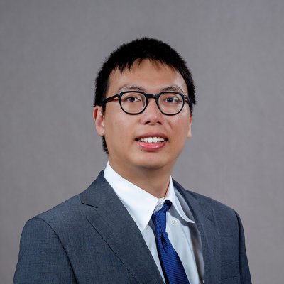 headshot of Cheng Ren