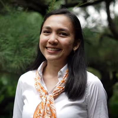 Mutti Anggitta.