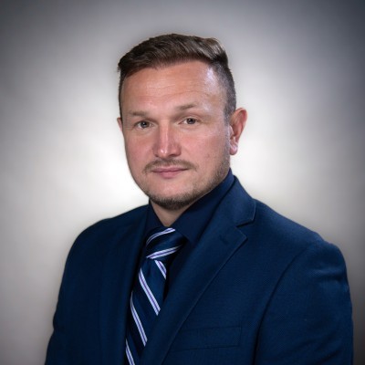 Elvis Avdić.