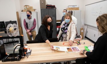 Griffiss Institute leaders tour the CEHC makerspace at ETEC.