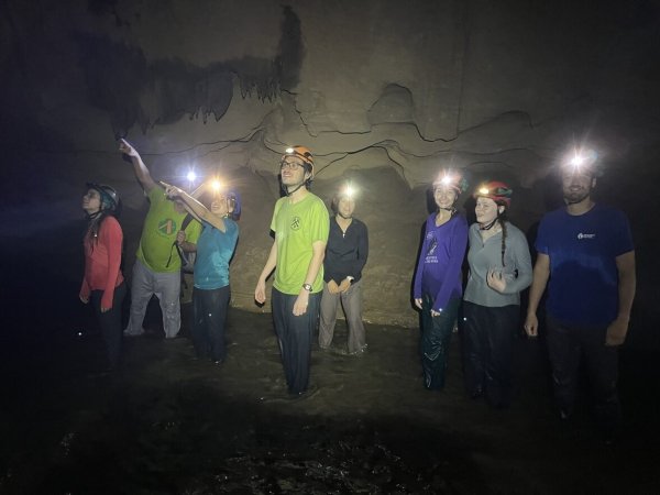 DAES students wear headlamps to explore a cave in PETAR State Park in São Paulo, Brazil.