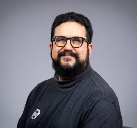 Portrait of Jason Herschkowitz.