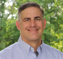 A portrait of Brad Hutton.