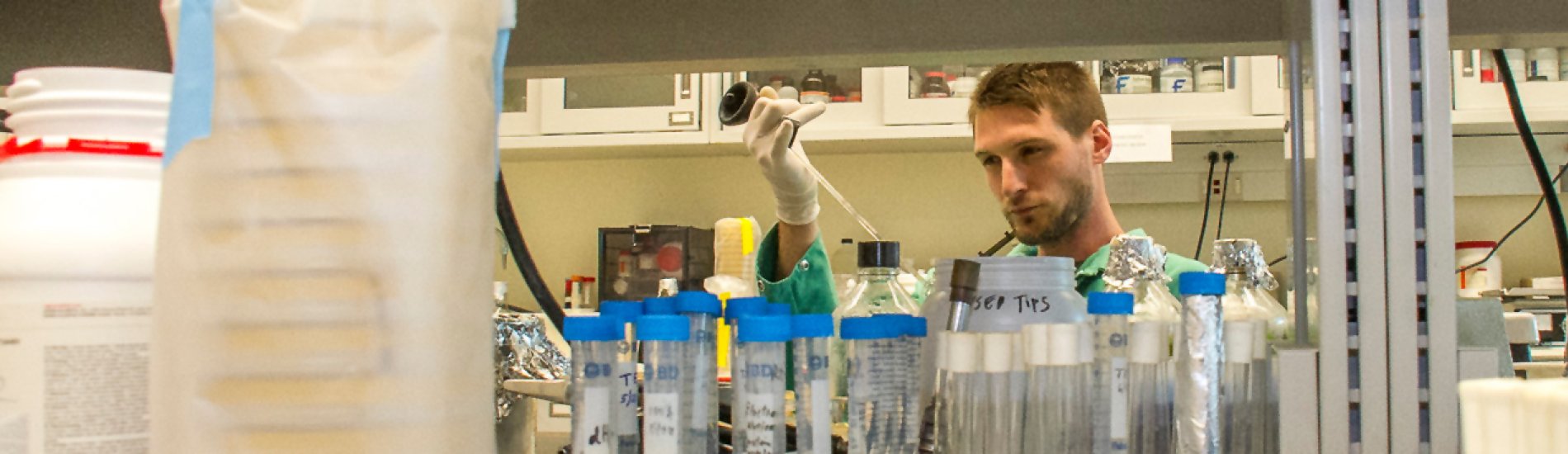 A student conducting research in the RNA lab in the Life Sciences building.