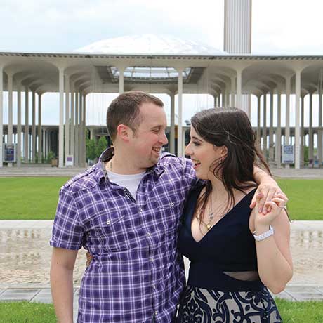 Mike Nolan and Jessica Livshits in front of UAlbany campus